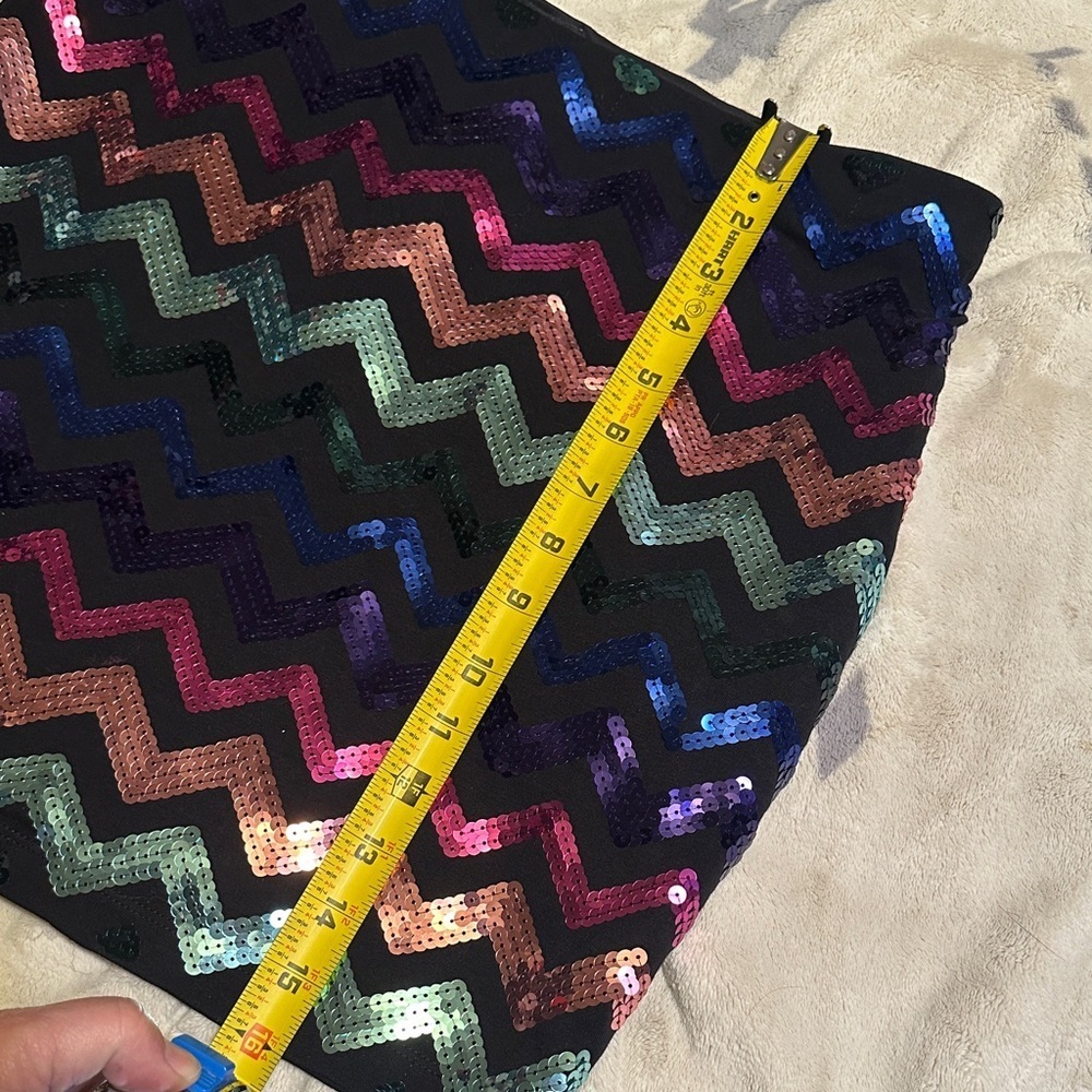 NWT Express Vibrant Sequin Chevron Mini Skirt - Picture 6 of 6